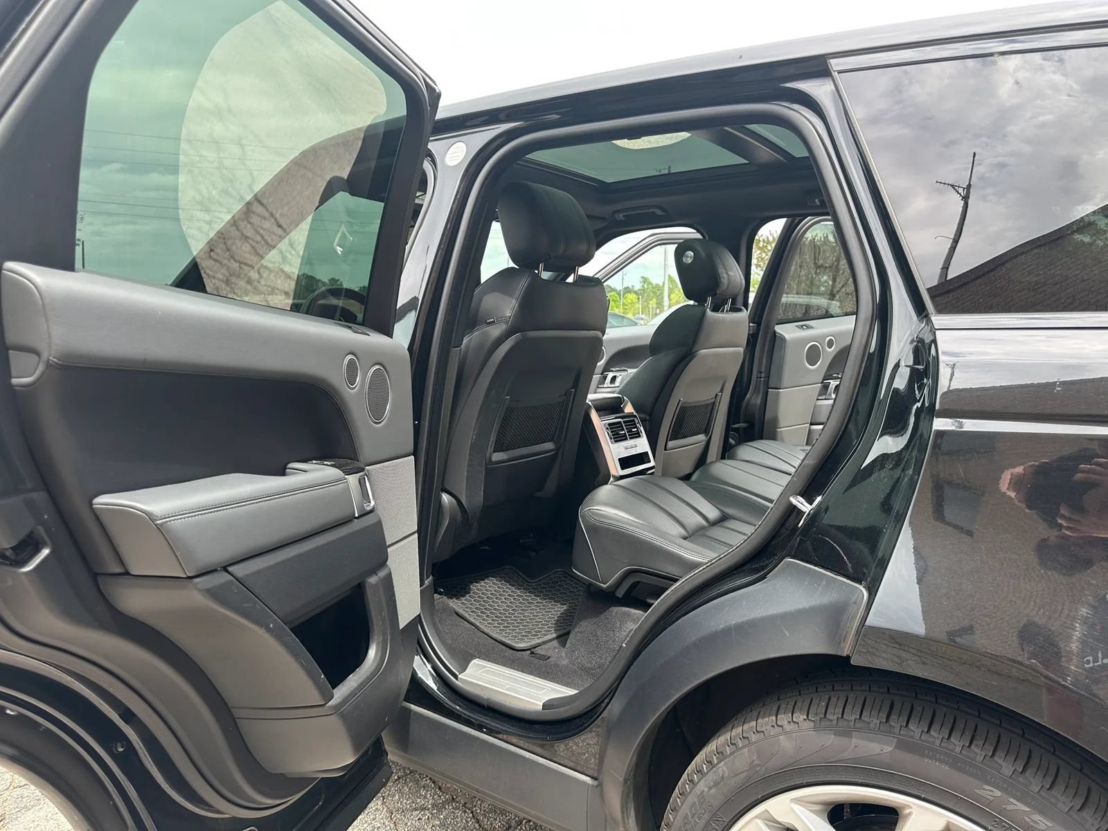 Used 2015 Land Rover Range Rover Sport HSE AWD/4WD image 15