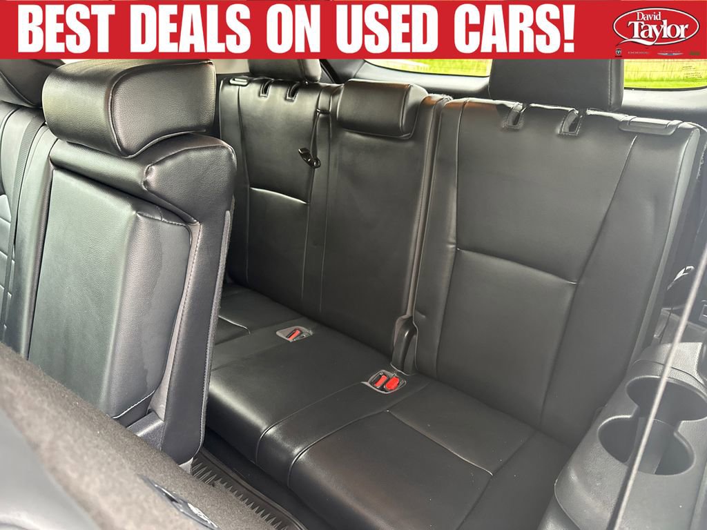 Used 2021 Toyota Highlander XLE AWD/4WD image 45