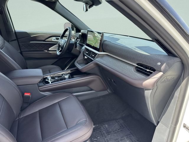 New 2026 Ford Explorer Platinum image 18