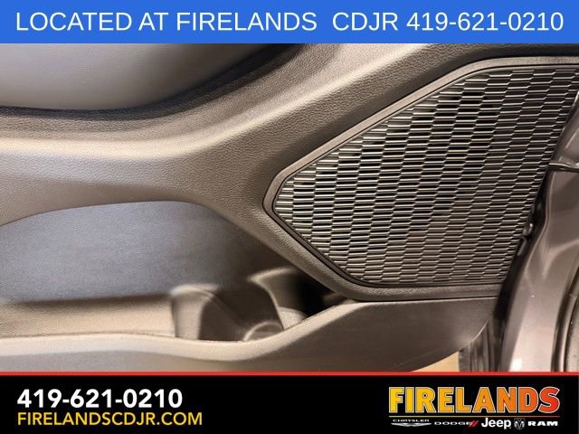 New 2026 Jeep Grand Cherokee Altitude AWD/4WD image 9