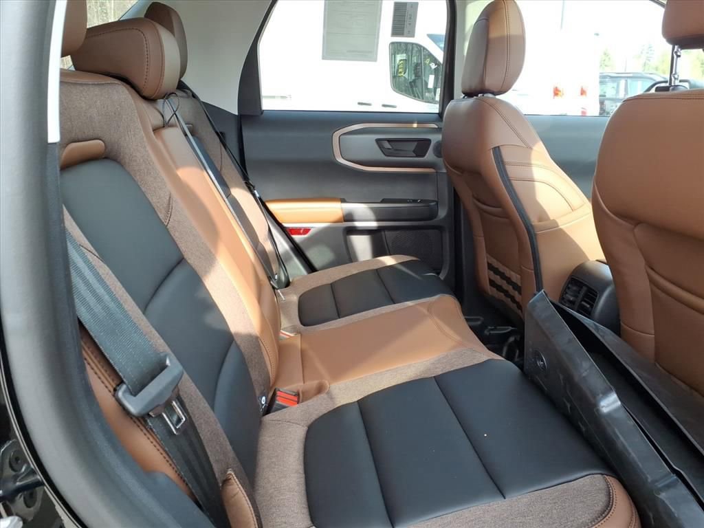 New 2025 Ford Bronco Sport Outer Banks w/ Sasquatch Outer Banks Package image 12