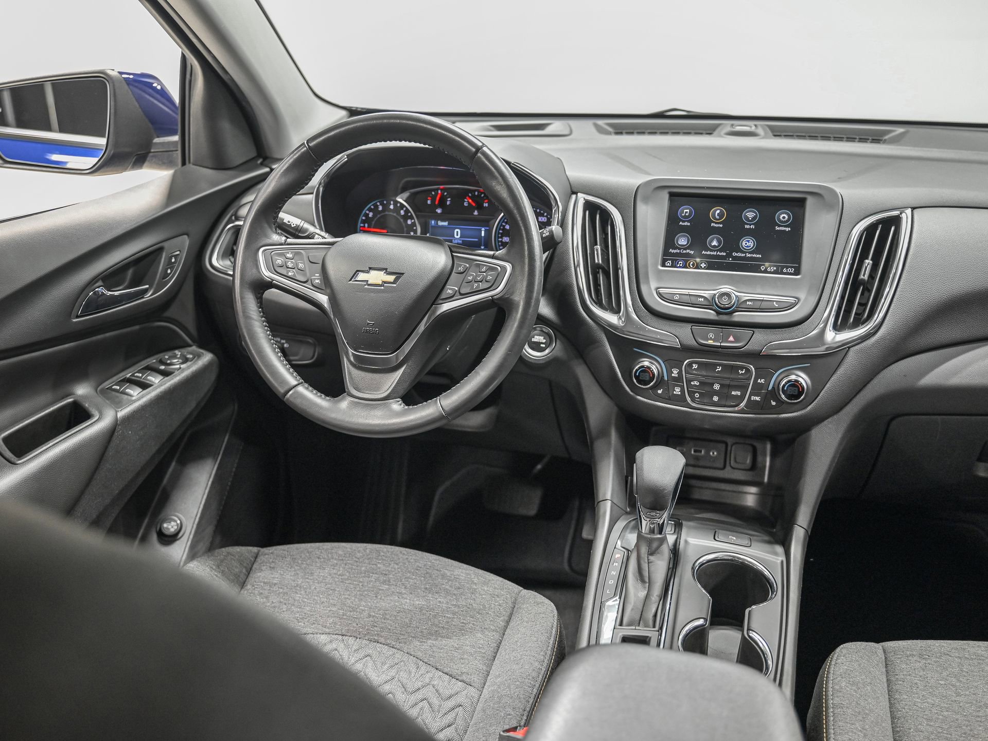 Used 2023 Chevrolet Equinox LT image 25