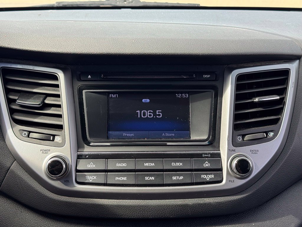 Used 2017 Hyundai Tucson SE w/ SE Popular Package 02 AWD/4WD image 3