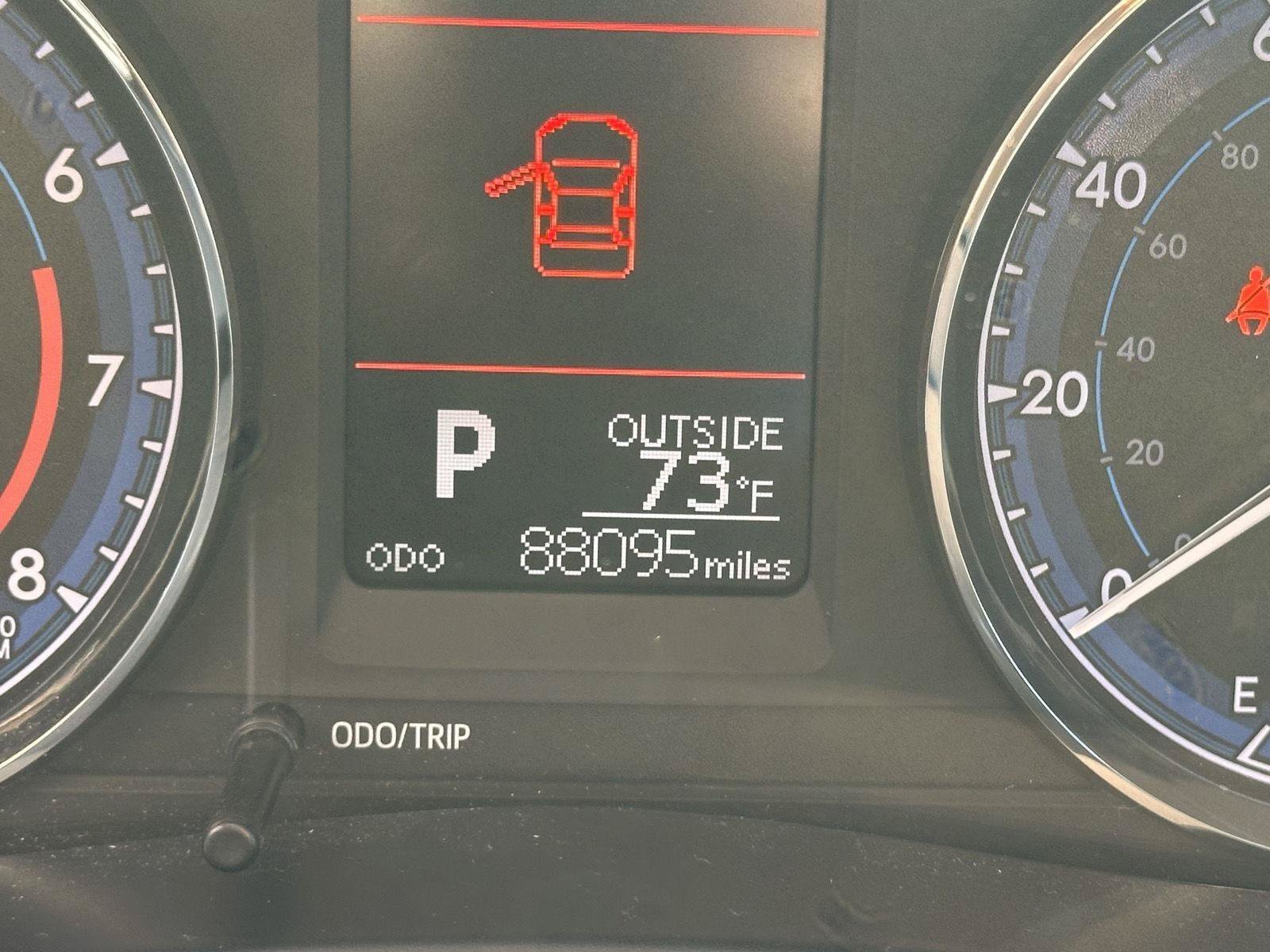 Used 2018 Toyota Corolla L FWD image 50