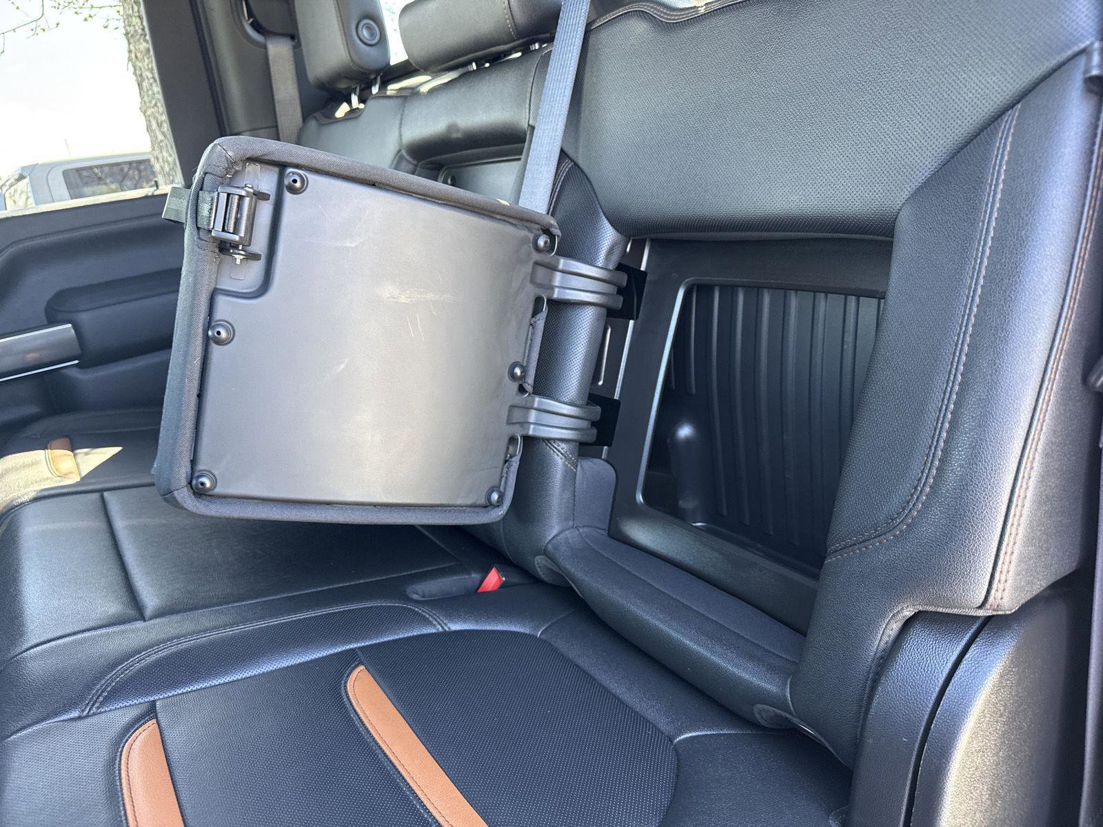 Used 2022 GMC Sierra 2500 AT4 w/ AT4 Preferred Package AWD/4WD image 16