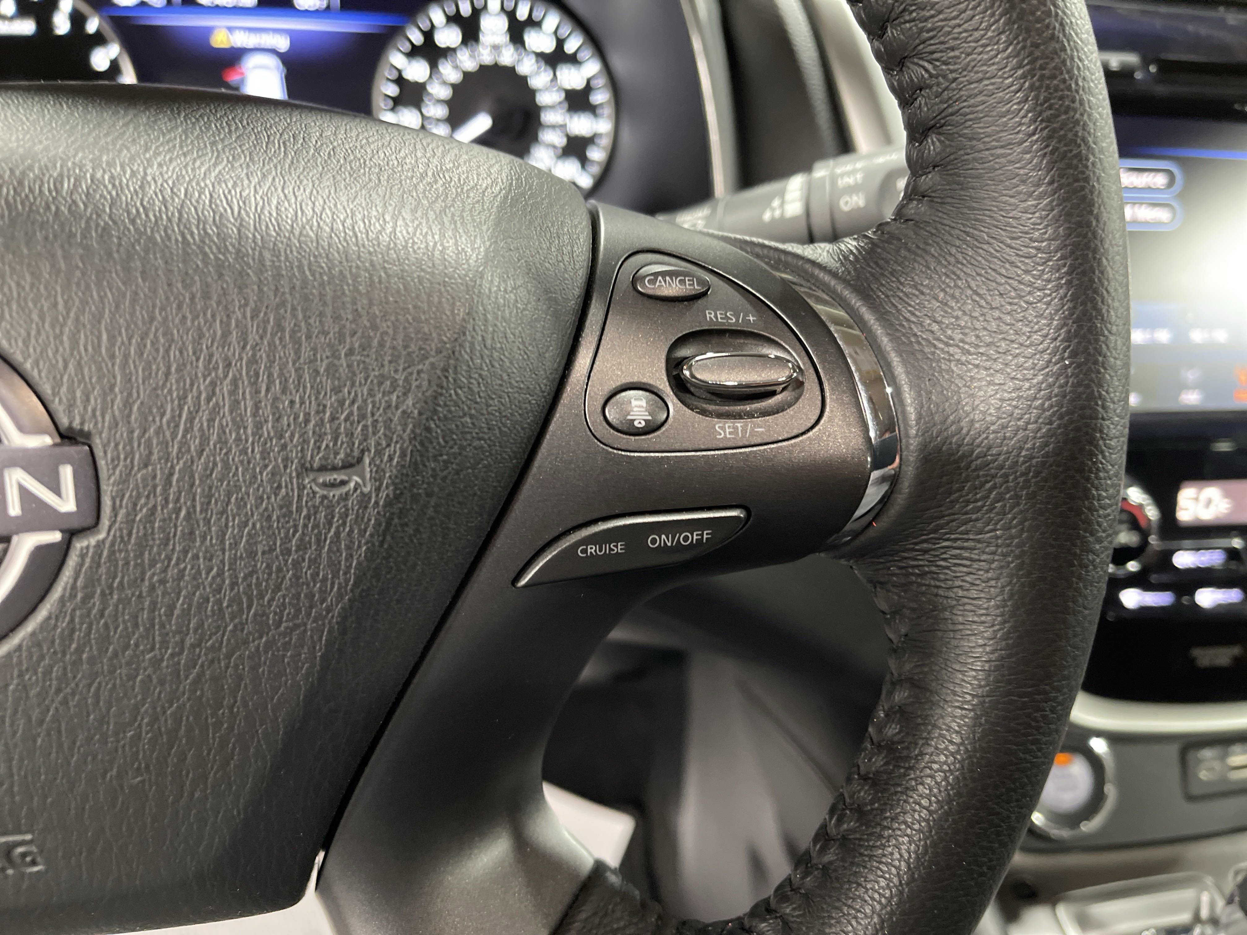 Used 2024 Nissan Murano SV w/ SV Midnight Edition Package image 19