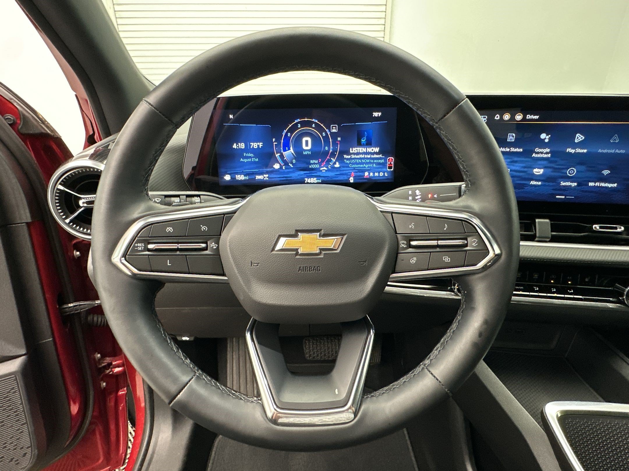 Certified 2025 Chevrolet Equinox LT w/ Safety and Technology Package AWD/4WD image 11
