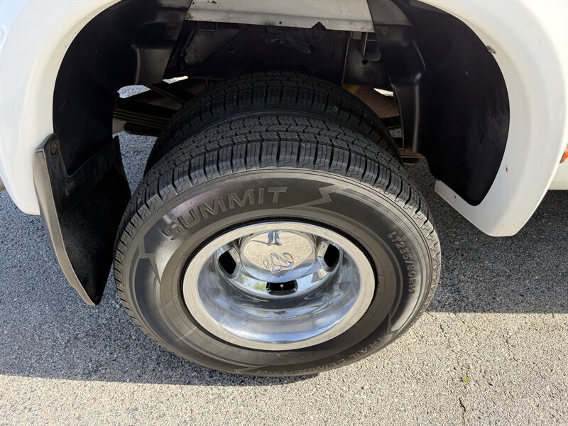 Used 2006 Dodge Ram 3500 Truck Laramie w/ Protection Group AWD/4WD image 11