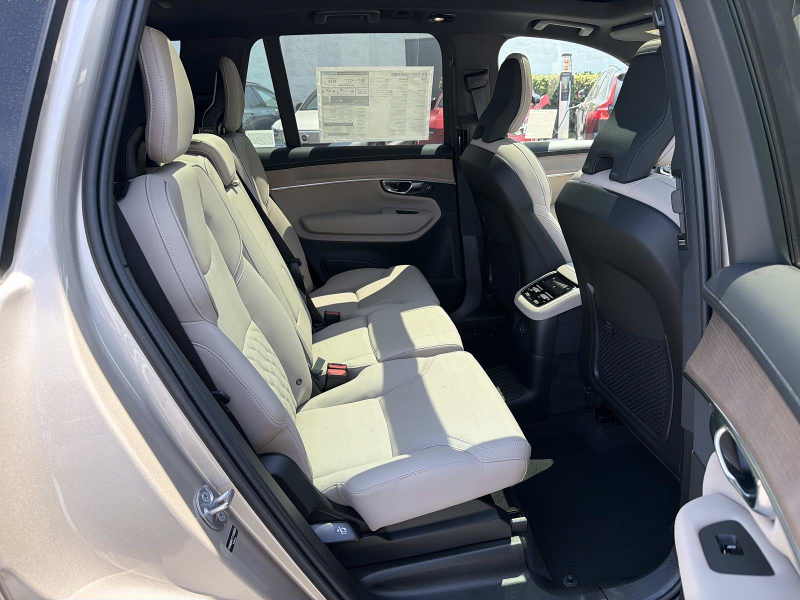 New 2026 Volvo XC90 T8 Plus AWD/4WD image 20