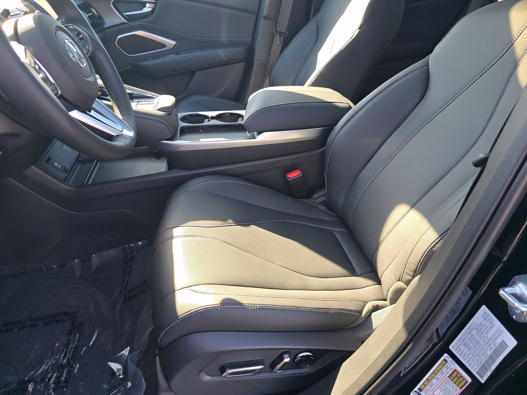 New 2026 Acura RDX SH-AWD image 13