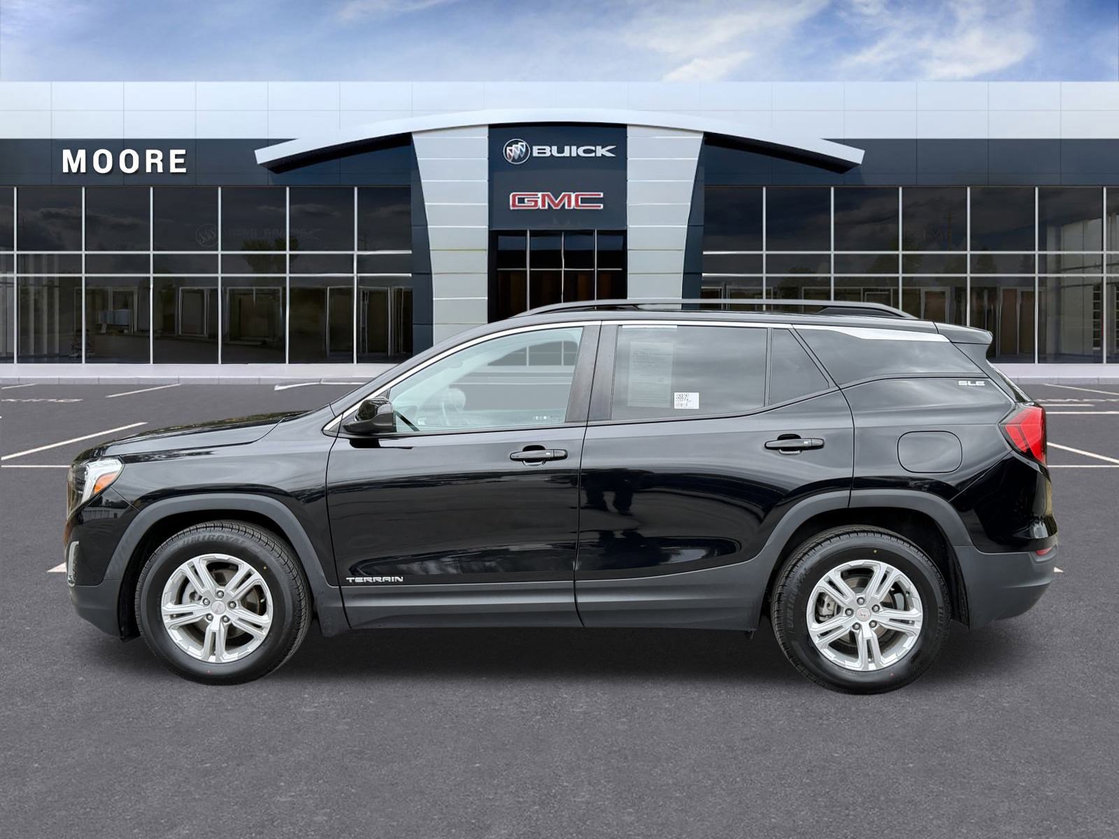 Certified 2021 GMC Terrain SLE w/ Driver Convenience Package image 8