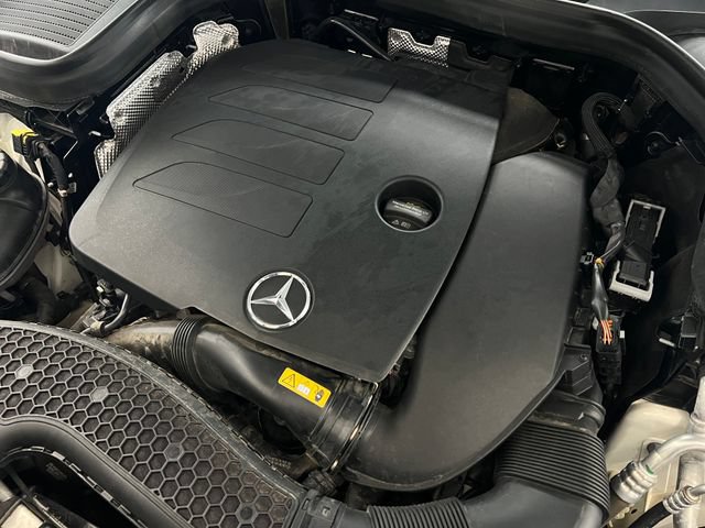 Used 2021 Mercedes-Benz GLC 300 4MATIC image 50