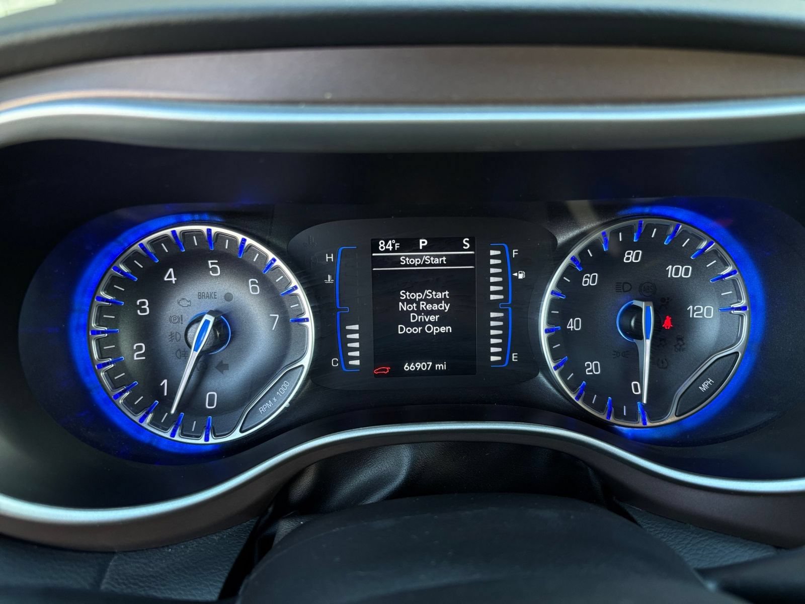 Used 2023 Chrysler Voyager LX FWD image 42