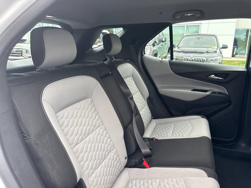 Used 2019 Chevrolet Equinox LS FWD image 24