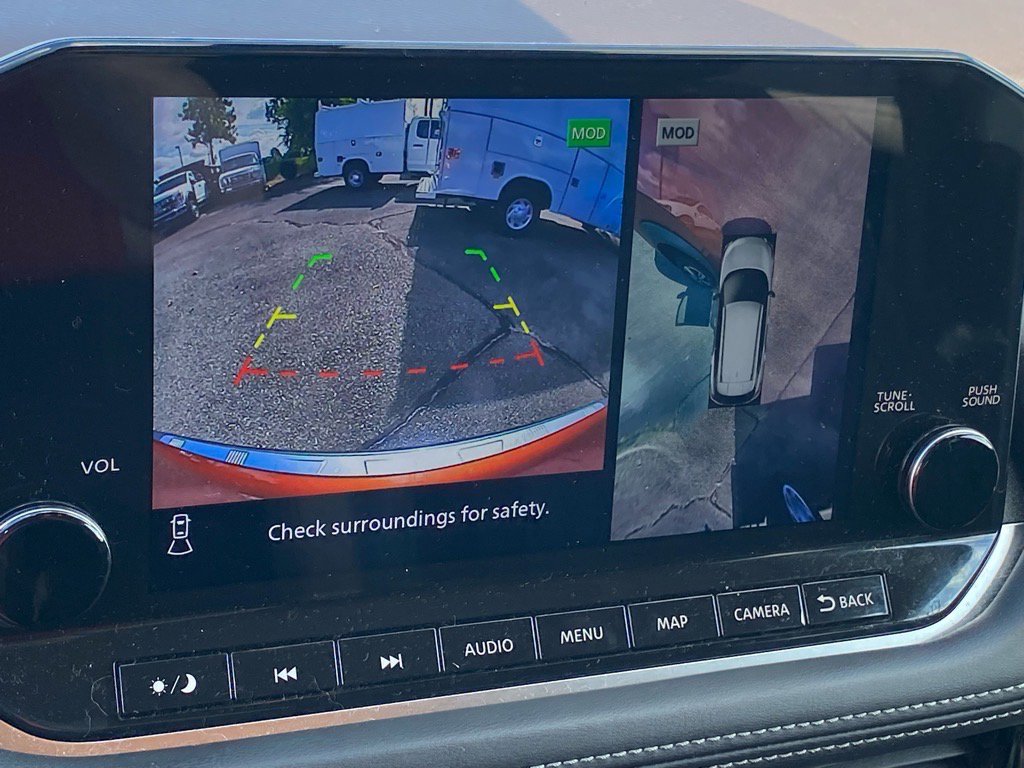 Used 2021 Nissan Rogue Platinum image 15