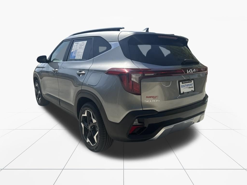 Used 2024 Kia Seltos EX image 6