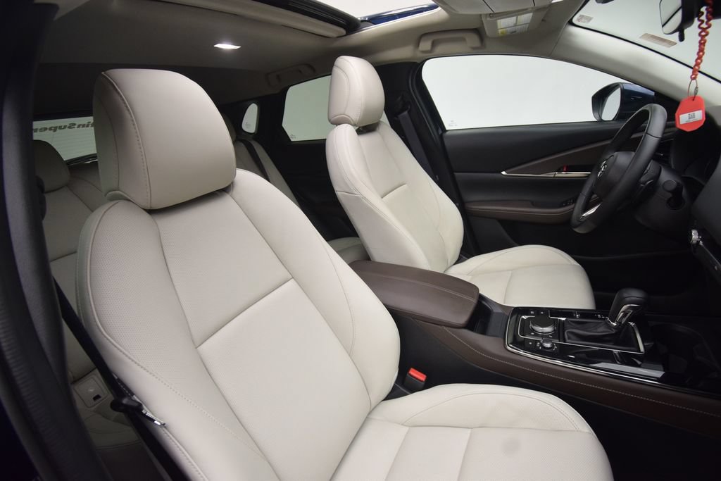 Used 2023 MAZDA CX-30 AWD 2.5 S w/ Premium Package image 21