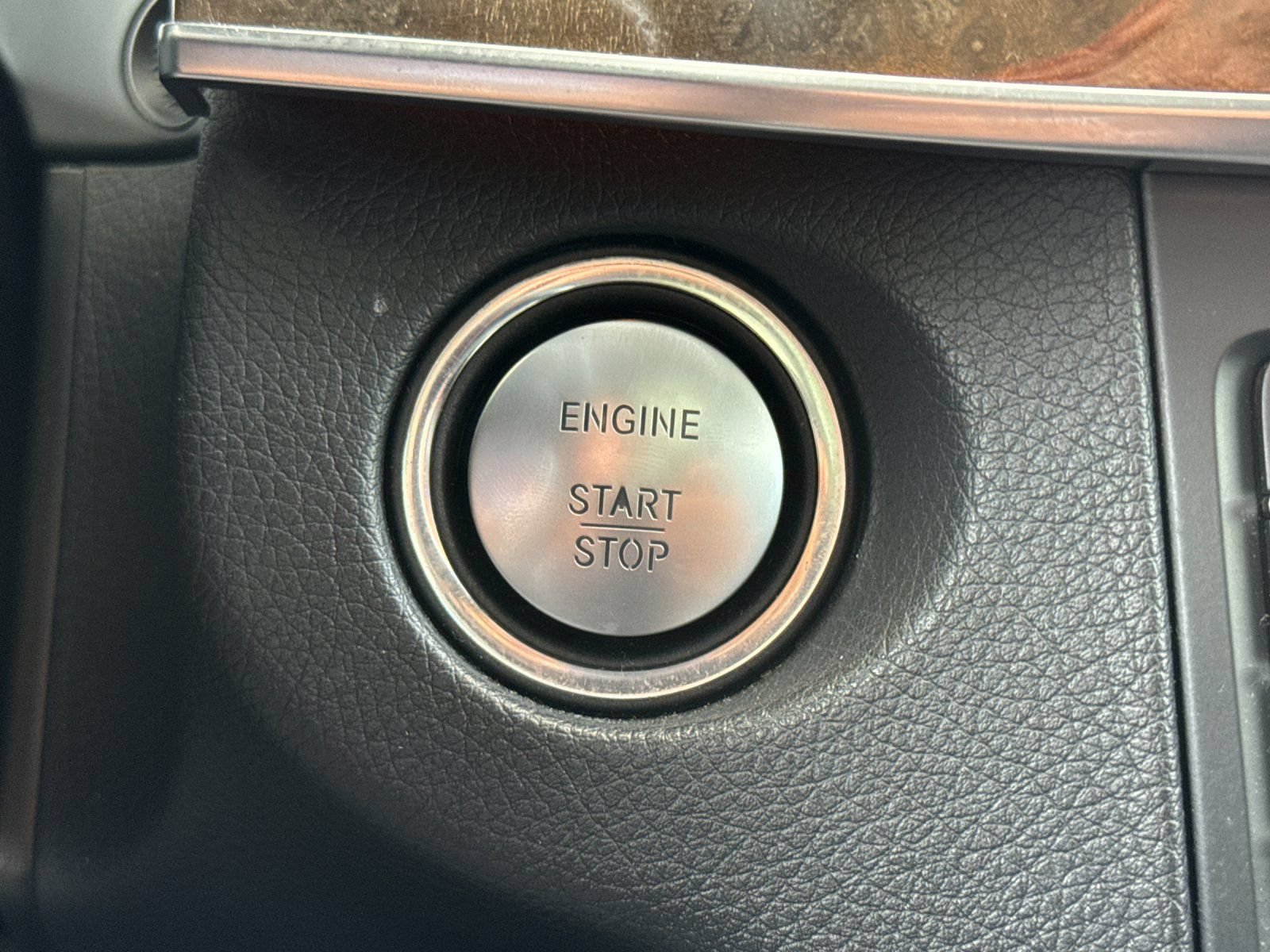 Used 2016 Mercedes-Benz E 350 4MATIC Wagon image 22