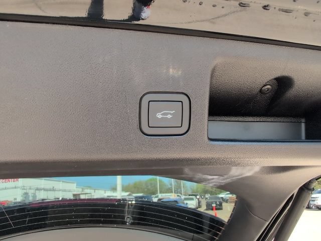 New 2026 Chevrolet Equinox EV LT FWD image 11