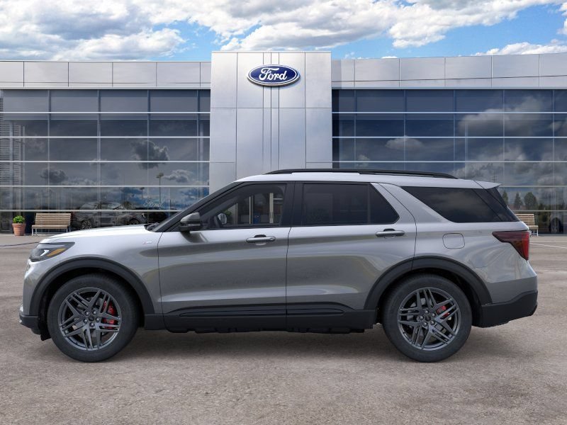 New 2026 Ford Explorer ST-Line w/ ST-Line Street Pack AWD/4WD image 3