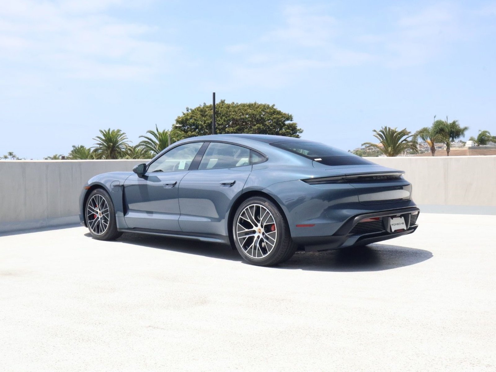 New 2026 Porsche Taycan 4S AWD/4WD image 3