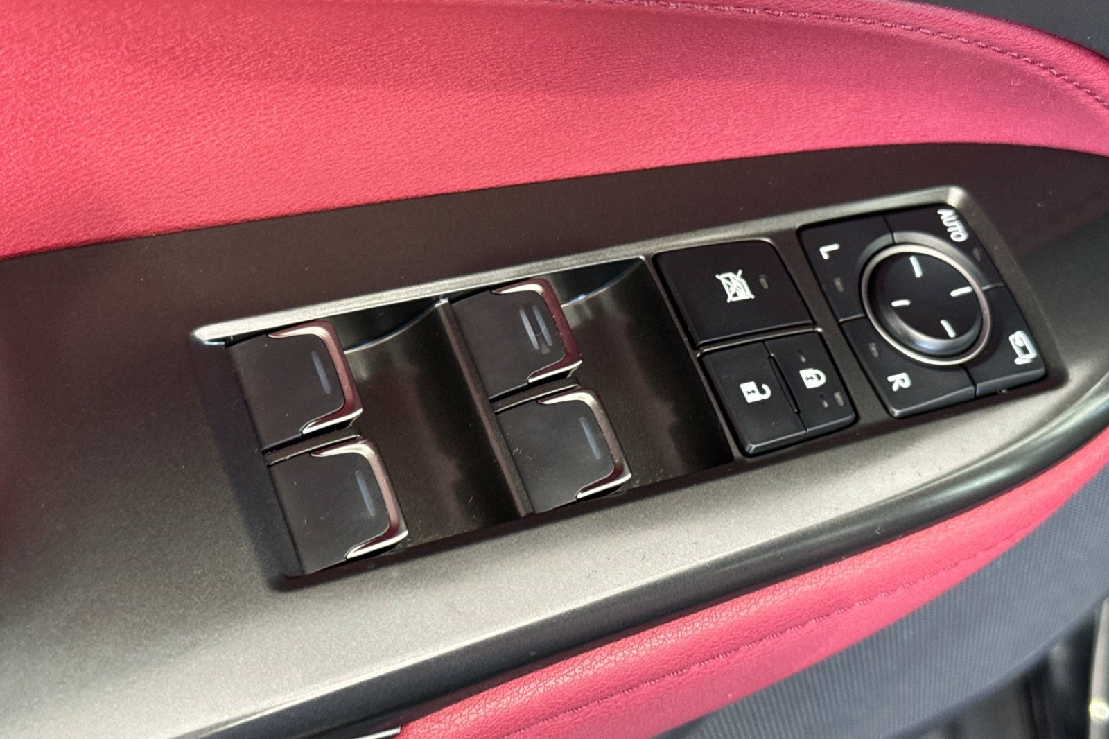 Used 2024 Lexus NX 450h+ AWD w/ Vision Package image 13