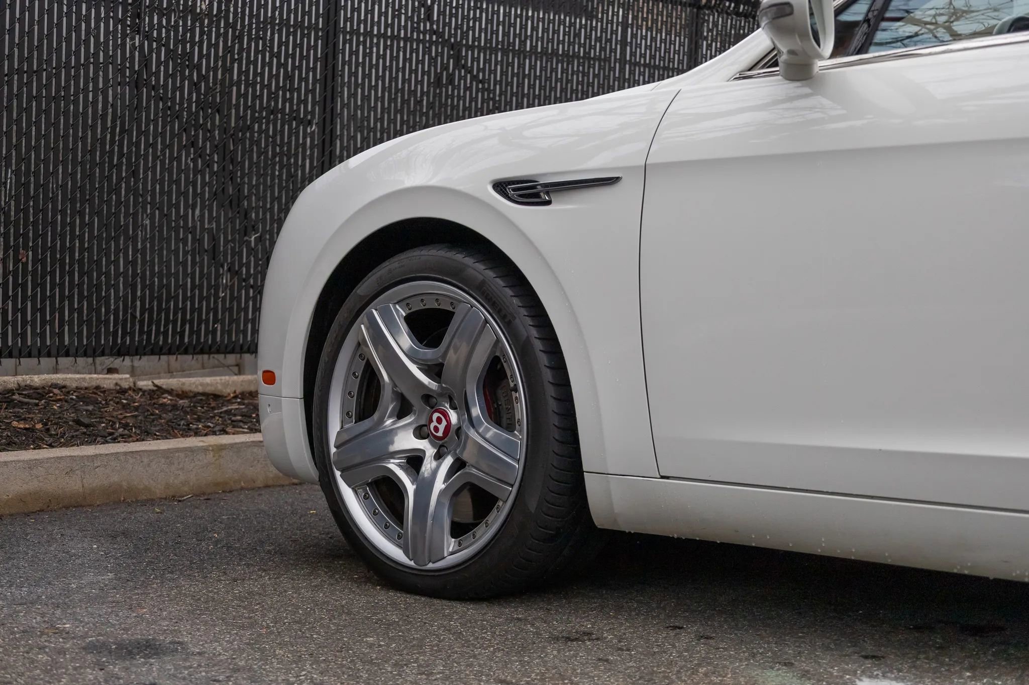 Used 2015 Bentley Flying Spur V8 image 13