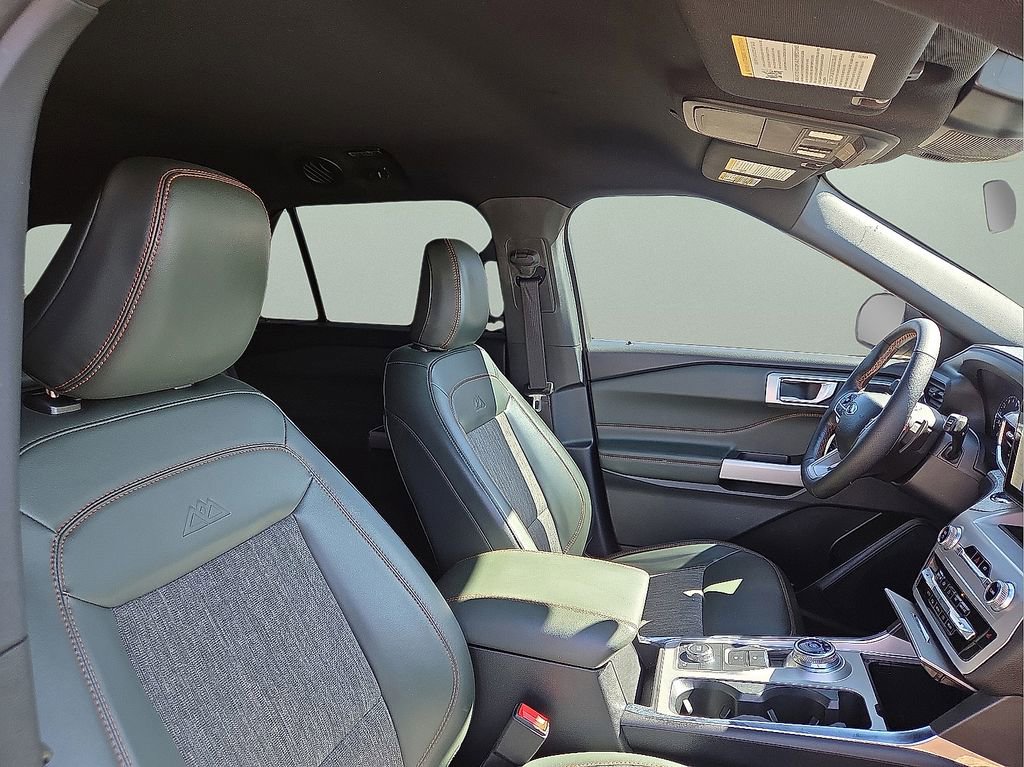 Used 2023 Ford Explorer Timberline image 12