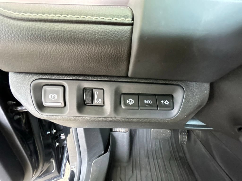 Certified 2023 GMC Acadia Denali w/ Denali Technology Package FWD image 26