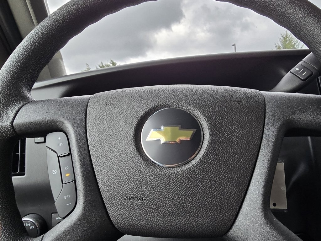 New 2025 Chevrolet Express 2500 w/ Driver Convenience Package RWD image 17