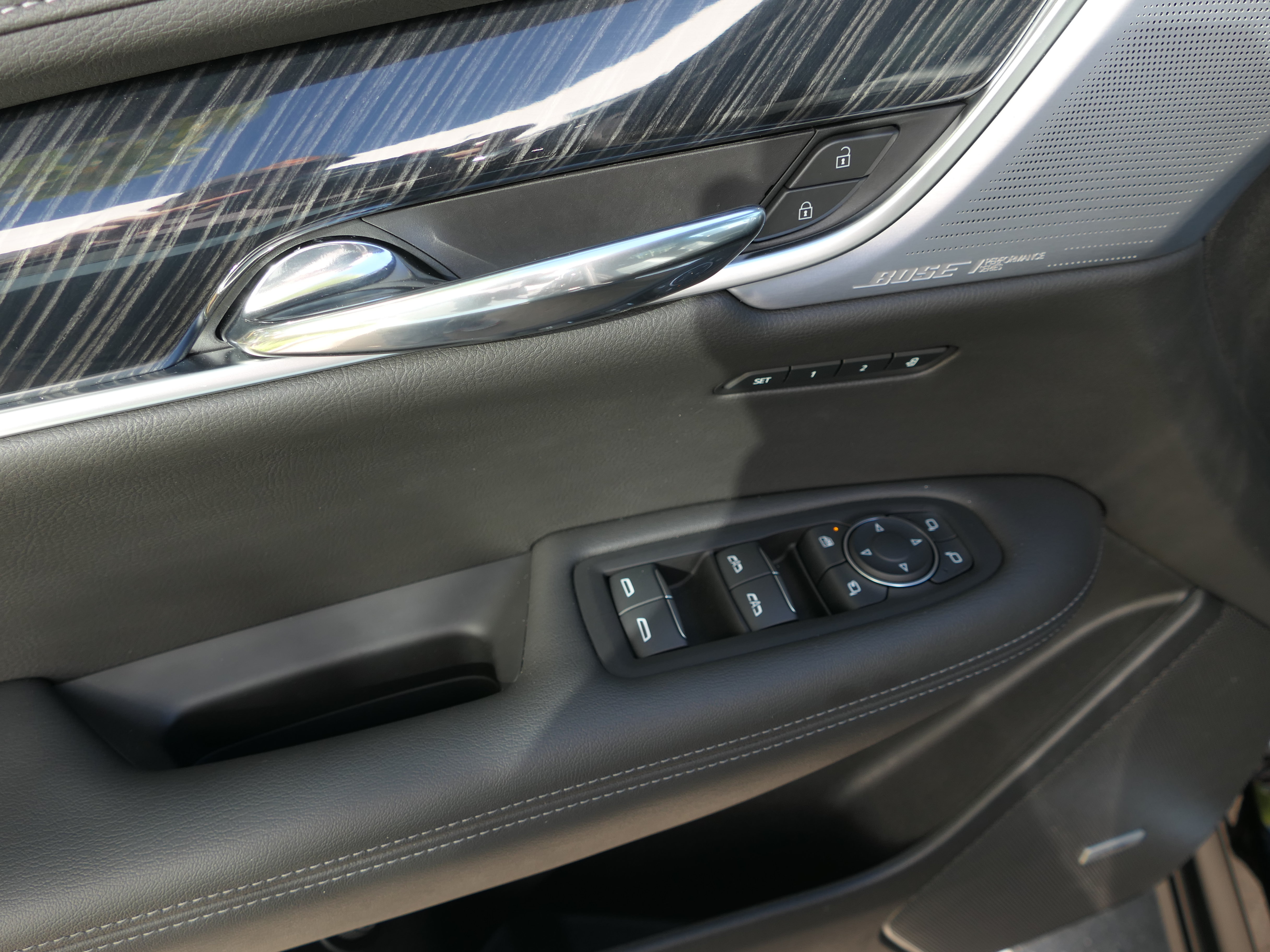 New 2025 Cadillac XT6 Premium Luxury FWD image 15