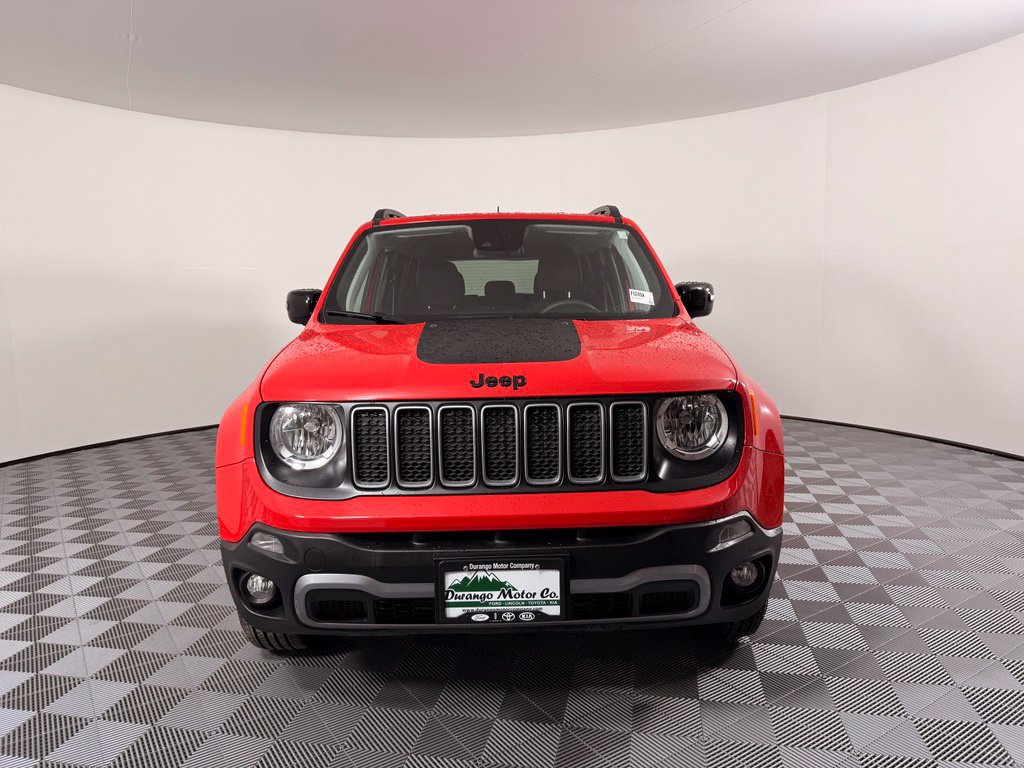 Used 2023 Jeep Renegade Latitude AWD/4WD image 3