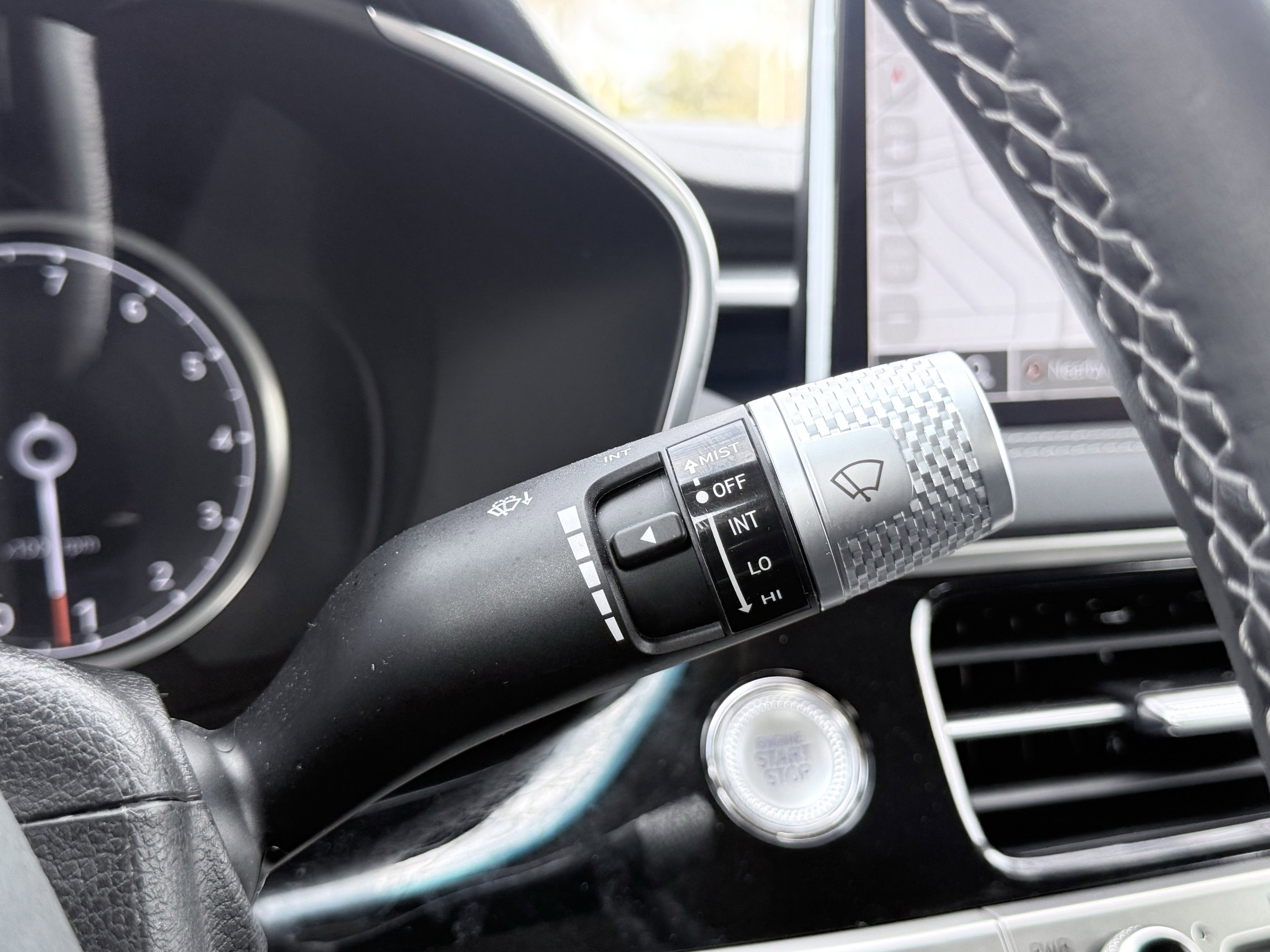 Used 2026 Genesis G70 2.5T image 65