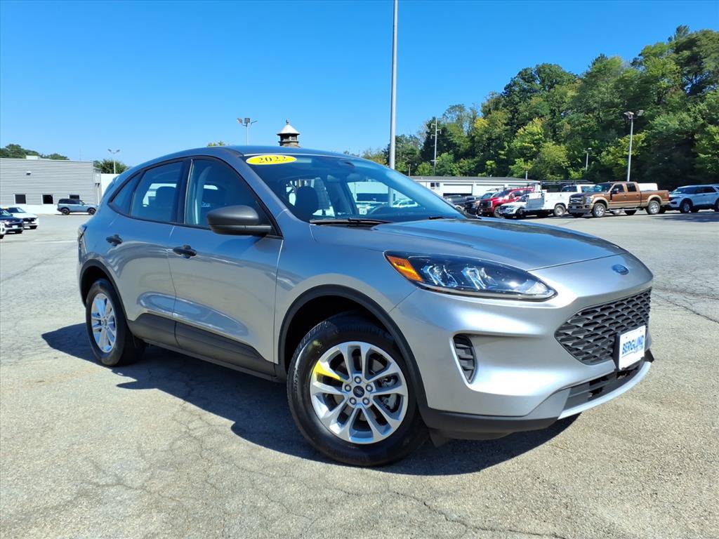 Used 2022 Ford Escape S AWD/4WD image 3