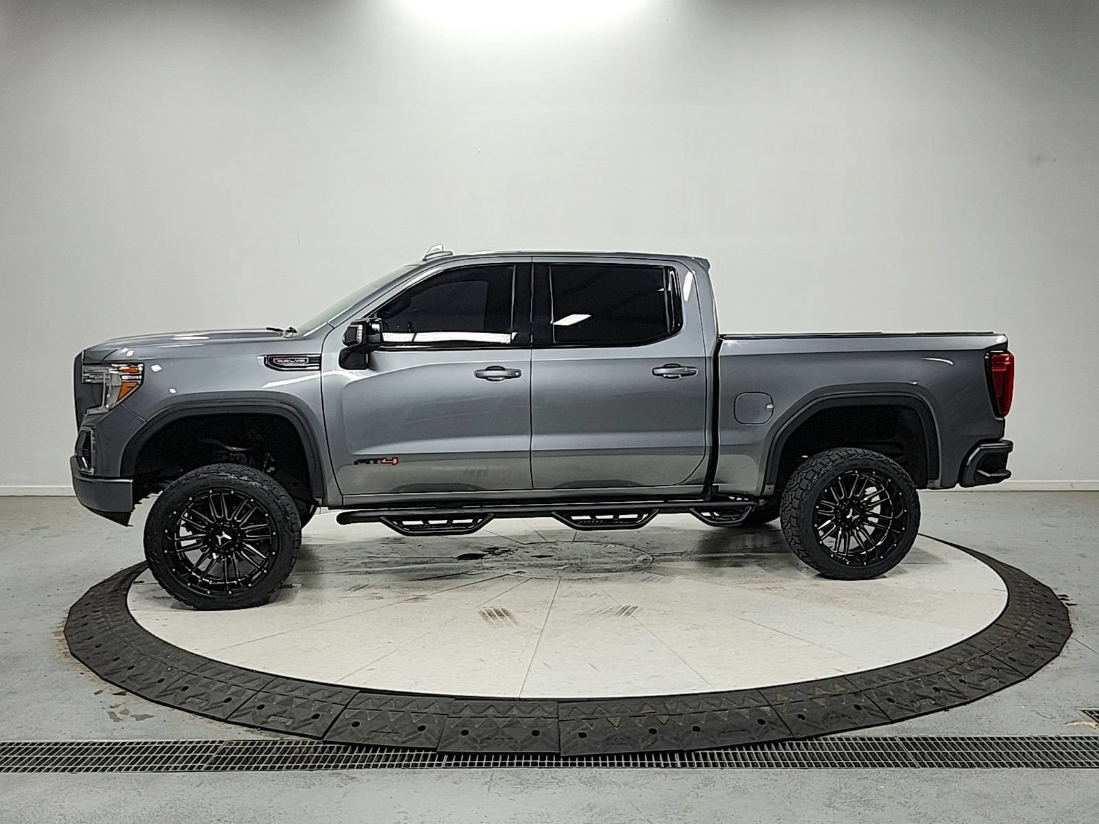 Used 2021 GMC Sierra 1500 AT4 AWD/4WD image 4