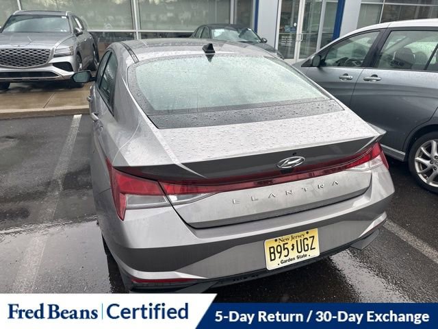 Used 2023 Hyundai Elantra SEL w/ Convenience Package image 8