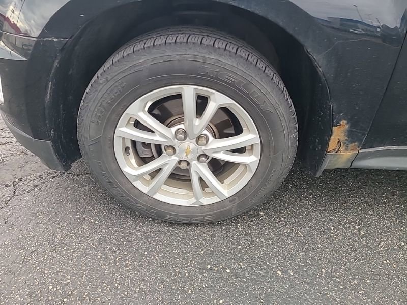 Used 2017 Chevrolet Equinox LT w/ Convenience Package image 10