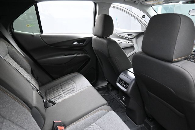 Used 2024 Chevrolet Equinox LT w/ LPO, Cargo Package FWD image 31