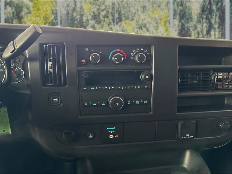 Used 2025 GMC Savana 2500 w/ Driver Convenience Package RWD image 15