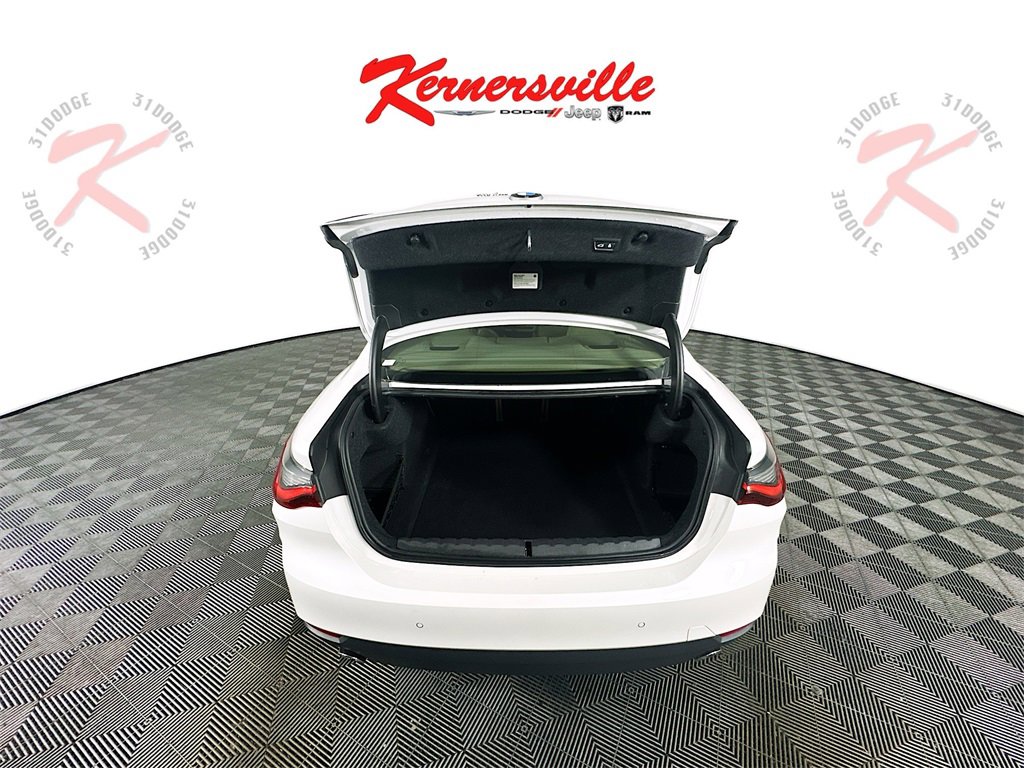 Used 2021 BMW 430i Coupe w/ Premium Package image 28