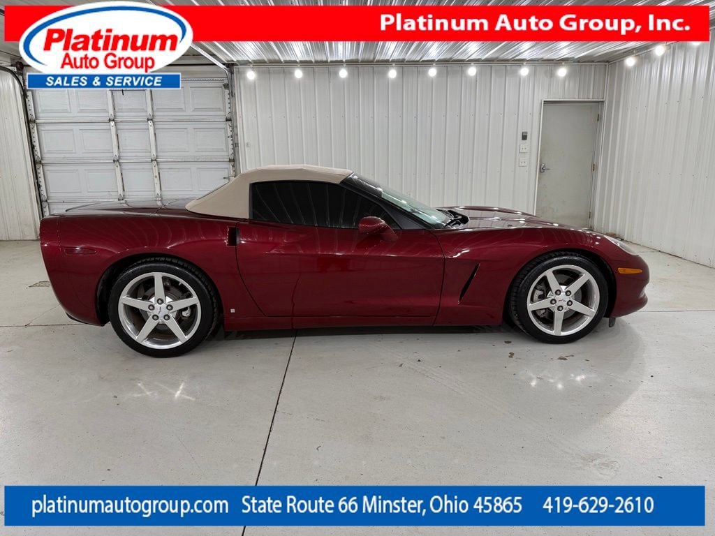 Used 2007 Chevrolet Corvette Convertible w/ Preferred Equipment Group RWD image 8