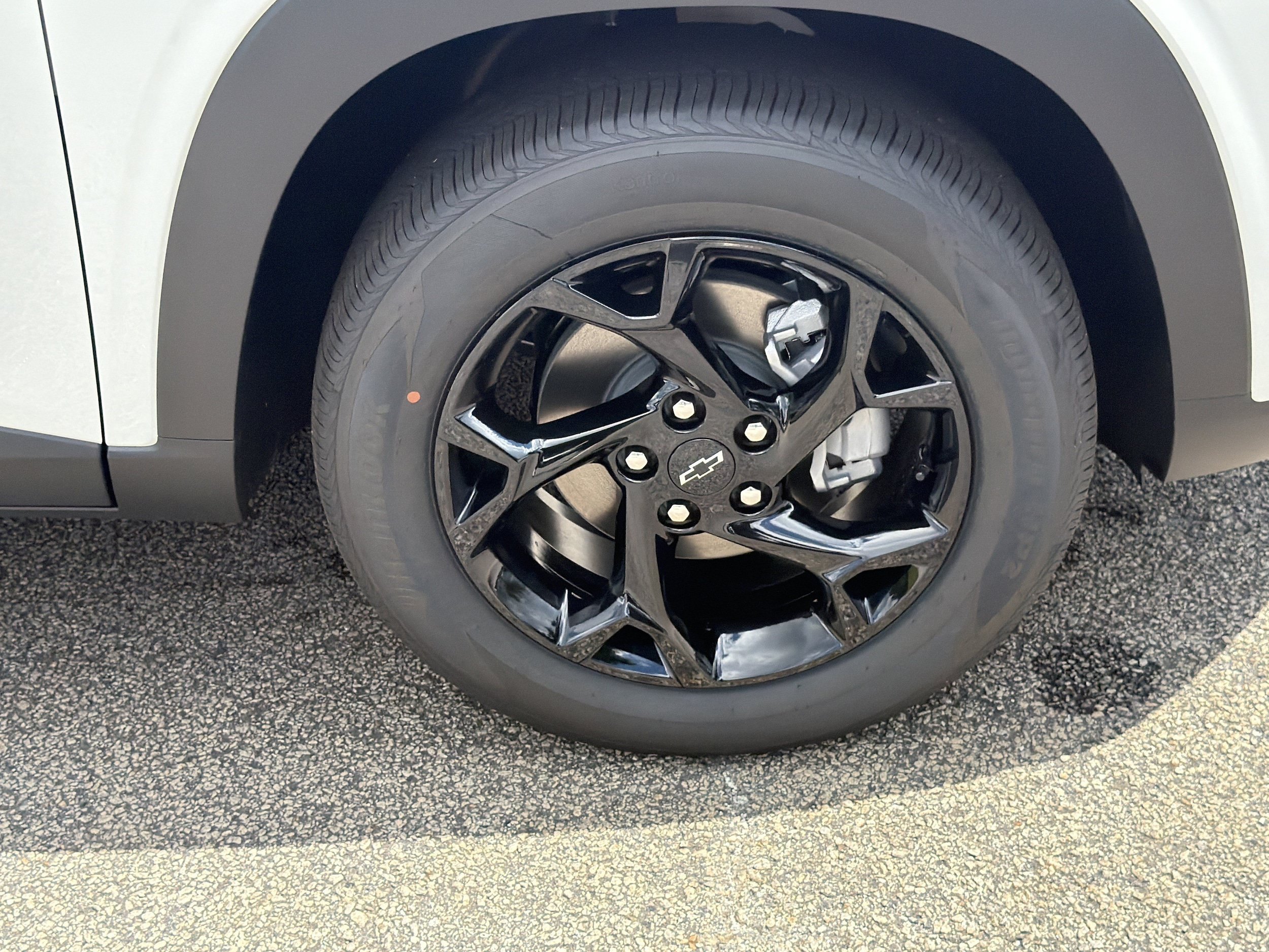 New 2026 Chevrolet Trax LT w/ Driver Confidence Package FWD image 10