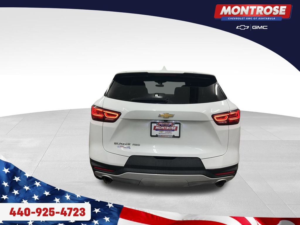 Used 2023 Chevrolet Blazer LT w/ Driver Confidence Package image 4