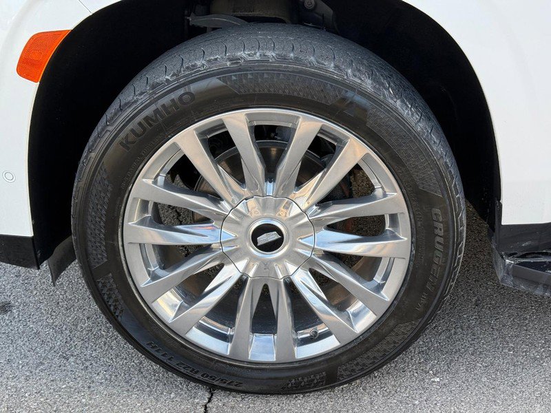 Used 2023 Cadillac Escalade Premium Luxury image 7