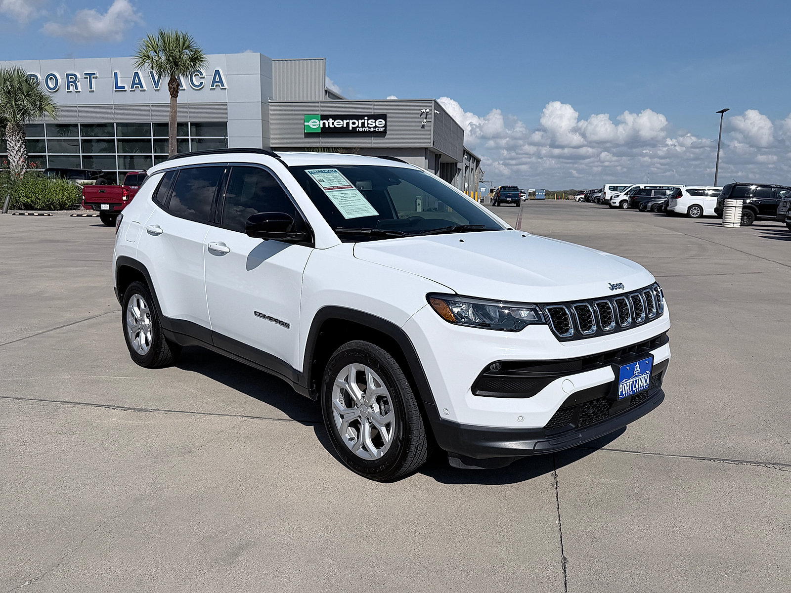 Used 2024 Jeep Compass Latitude w/ Convenience Group
