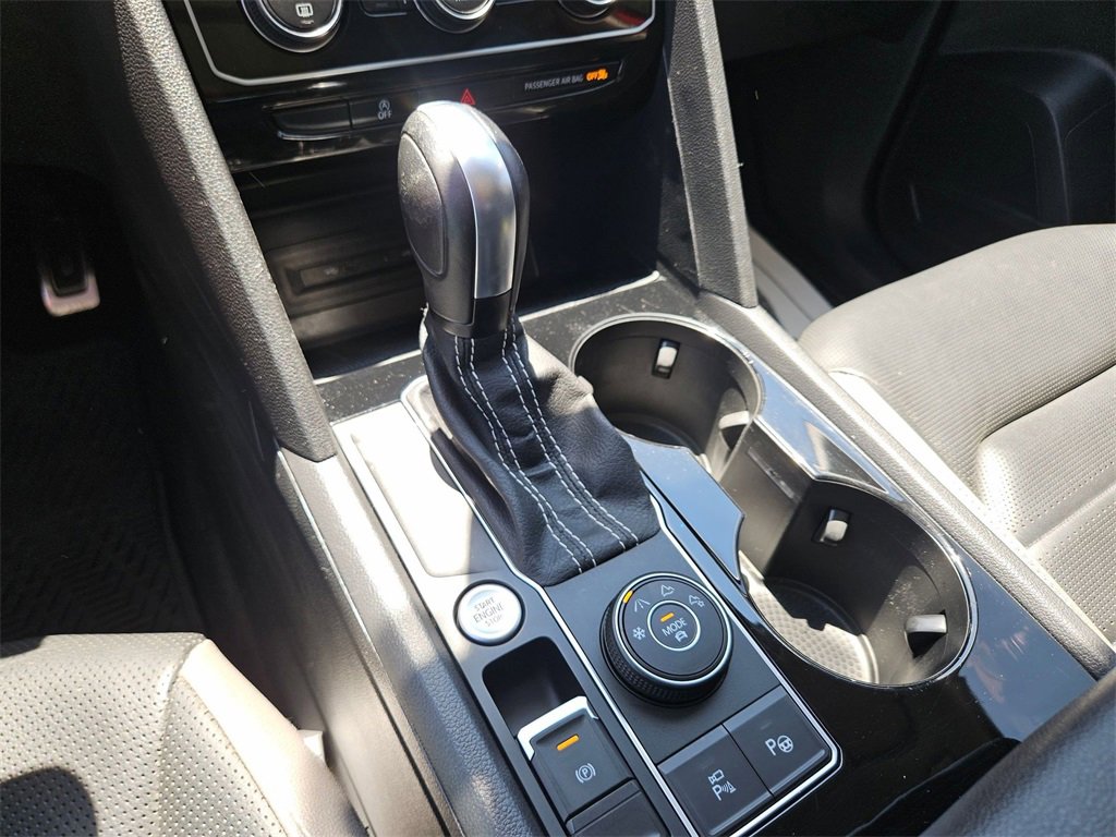 Used 2021 Volkswagen Atlas SEL Premium image 20