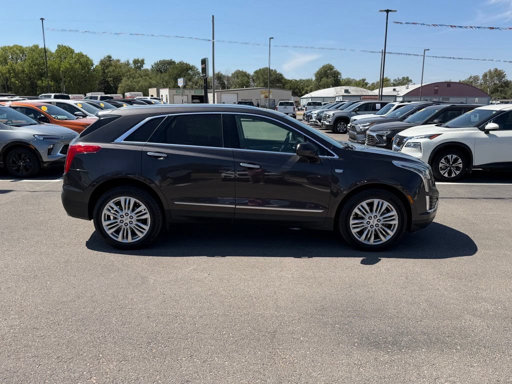 Used 2018 Cadillac XT5 Premium Luxury FWD image 3