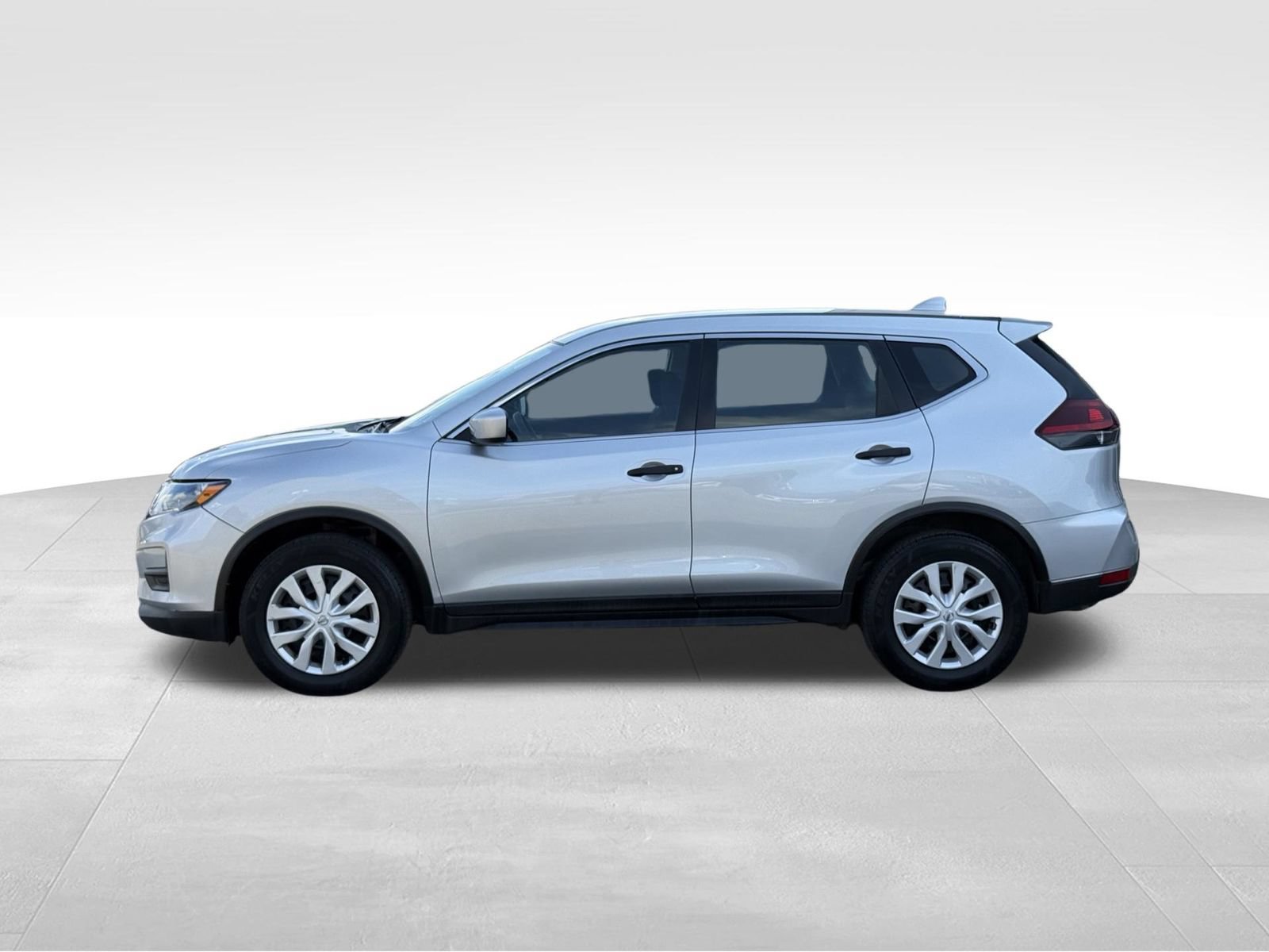 Used 2020 Nissan Rogue S AWD/4WD image 4