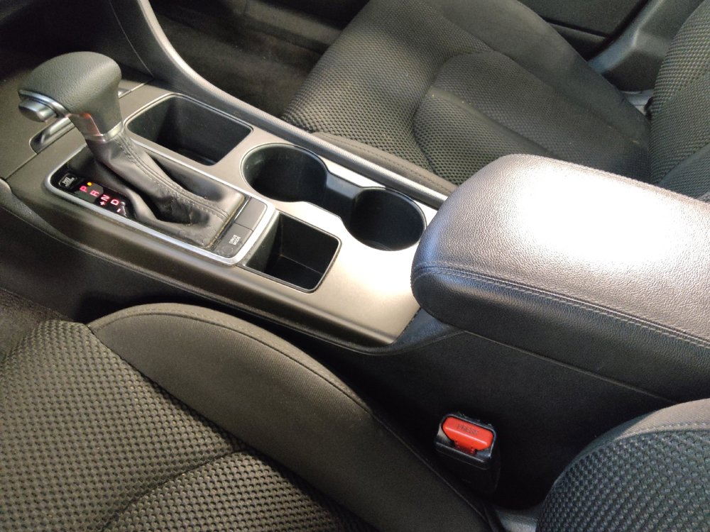Used 2020 Kia Optima LX FWD image 26