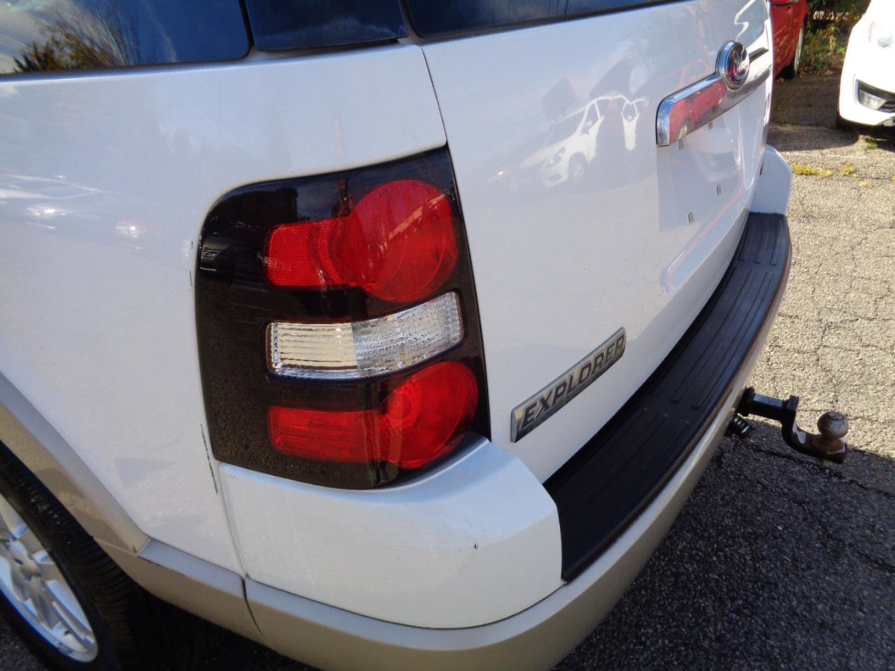 Used 2007 Ford Explorer Eddie Bauer AWD/4WD image 11